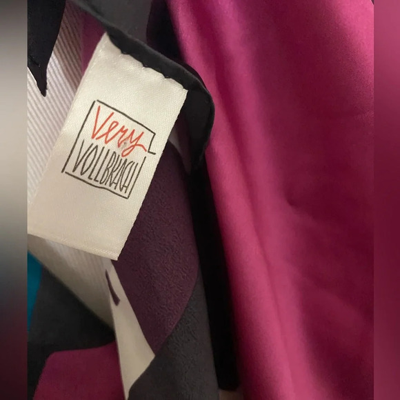 *NWOT* Very Vollbracht Floral 100% Silk Scarf/Wrap - X Large - Picture 4 of 6